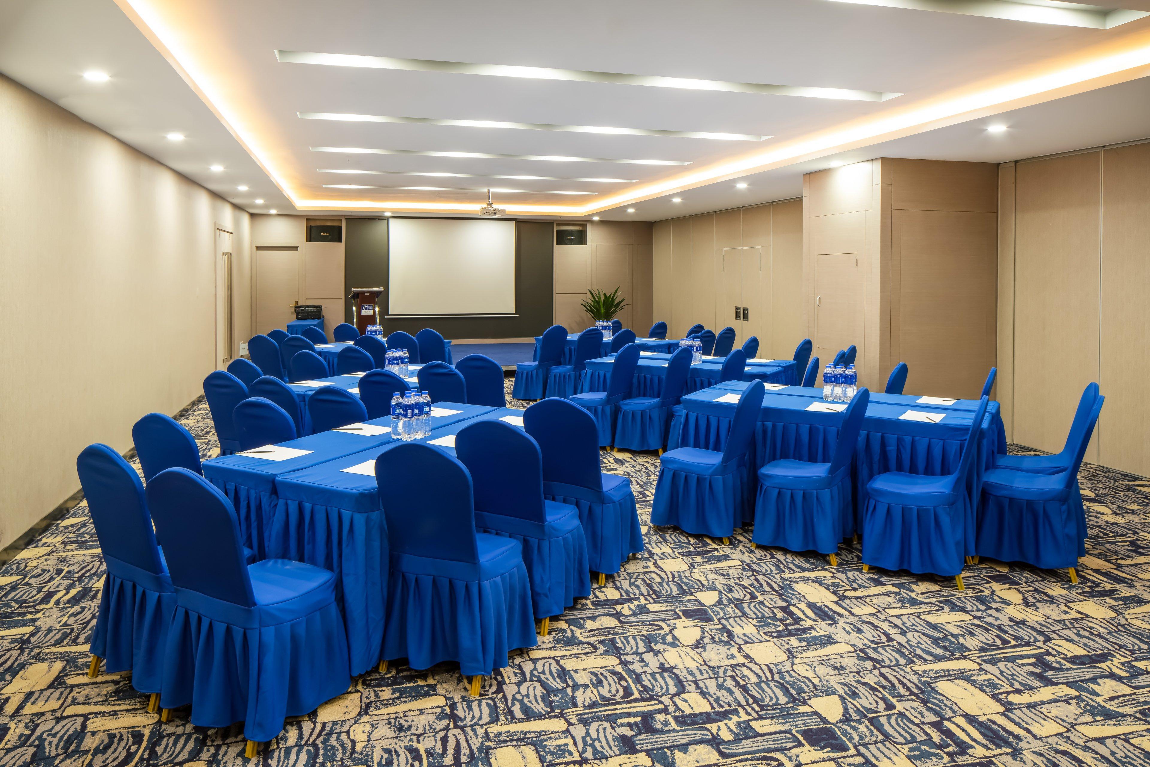 Holiday Inn Express Shenyang North Station By Ihg Exterior photo